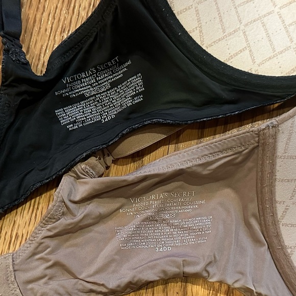 (SOLD) Victoria’s Secret Padded Bras - Picture 3 of 3